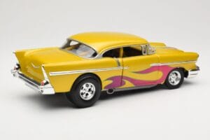 Chevrolet Custom Gelb mit Flamme Hot Wheels 1:18 21356 Metall — Bild 3 von 8