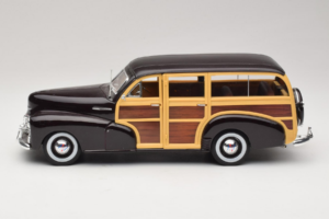 Chevrolet Fleetmaster Woody Schwarz Maisto 1:18 56043 Metall — Bild 4 von 8