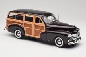 Chevrolet Fleetmaster Woody Schwarz & Wood Panels Maisto 1:18 43697545B Metall — Bild 6 von 8