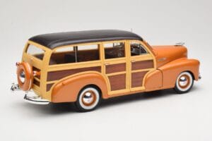 Chevrolet Fleetmaster Woody Gold Maisto 1:18 56042 Metall — Bild 3 von 8