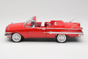 Chevrolet Impala Cabriolet Rot Welly 1:18 9864W Metall — Bild 4 von 8