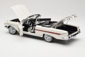 Chevrolet Impala Cabriolet Weiß Sun Star 1:18 3405 Metall — Bild 5 von 8