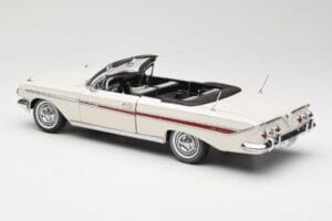 Chevrolet Impala Cabriolet Weiß Sun Star 1:18 3405 Metall — Bild 7 von 8