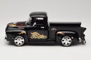 Chevrolet Old School Cody Project Truck & Chopper Set Joyride 1:18 33911 Metall — Bild 4 von 8