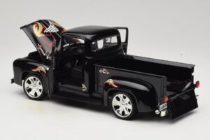 Chevrolet Old School Cody Project Truck & Chopper Set Joyride 1:18 33911 Metall — Bild 5 von 8