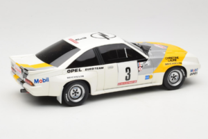 Opel Manta 400 Group B Rally Tour de Corse 1984 Mit Chevrolet G30 Servicefahrzeug Otto 1:18 OT491 Resin — Bild 11 von 13