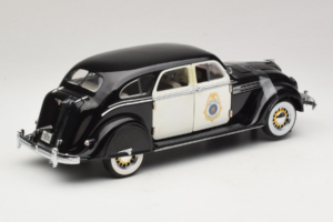 Chrysler Airflow Polizeiauto Signature Models 1:18 CCSM01 Metall — Bild 2 von 6
