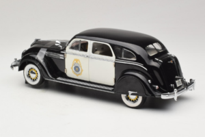 Chrysler Airflow Polizeiauto Signature Models 1:18 CCSM01 Metall — Bild 5 von 6