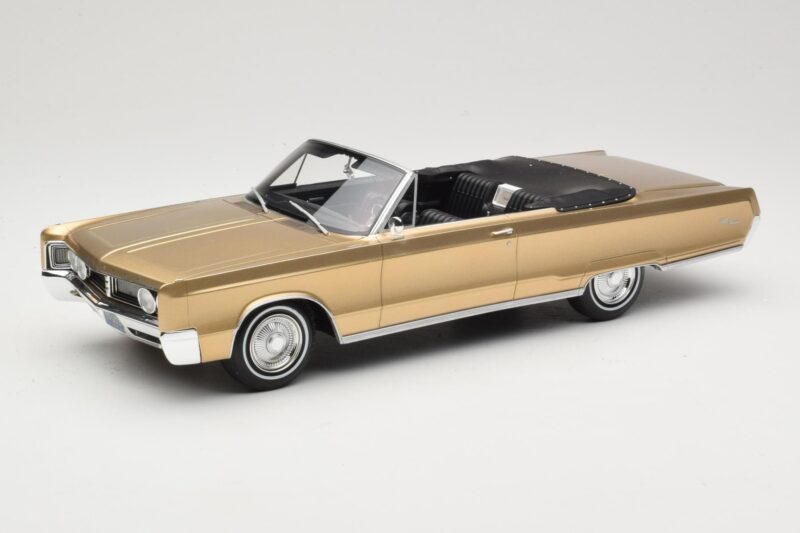 Chrysler Newport Cabriolet Gold Metallic BoS Models 1:18 BOS273 Resin