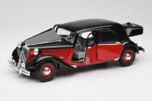 Citroen 15CV 6 Cyl Schwarz & Rot Valmy Maisto 1:18 56009 Metall — Bild 2 von 8