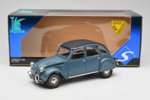 Citroen 2CV Bleu Nuit Solido 1:18 8028 Metall — Bild 6 von 6