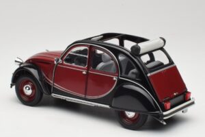 Citroen 2CV Charleston Rot Minichamps 1:18 150111501 Metall — Bild 7 von 8