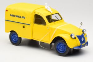 Citroen 2CV Fourgonnette Michelin Bibendum Norev 1:18 181502 Metall — Bild 4 von 6