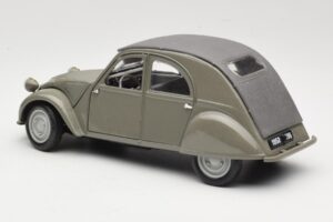 Citroen 2CV Grau Maisto 1:18 31834 Metall — Bild 7 von 8