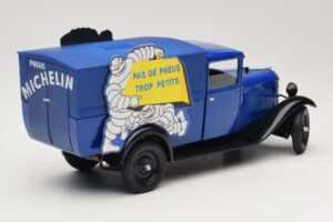 Citroen C4 F Pas de Pneus Trop Petit Blau Solido 1:18 151235-00 Metall — Bild 3 von 8