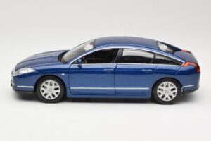 Citroen C6 Blau Bburago 1:18 18-12073 Metall — Bild 4 von 8