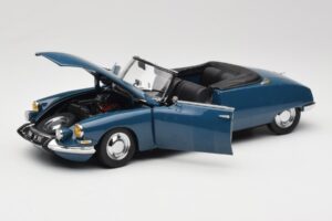 Citroen DS 19 Cabriolet Rot Sun Star 1:18 4742 Metall — Bild 2 von 8