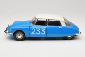 Citroen DS #233 Rally Blau Solido 1:18 8034 Metall — Bild 4 von 8