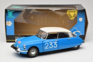 Citroen DS #233 Rally Blau Solido 1:18 8034 Metall — Bild 8 von 8