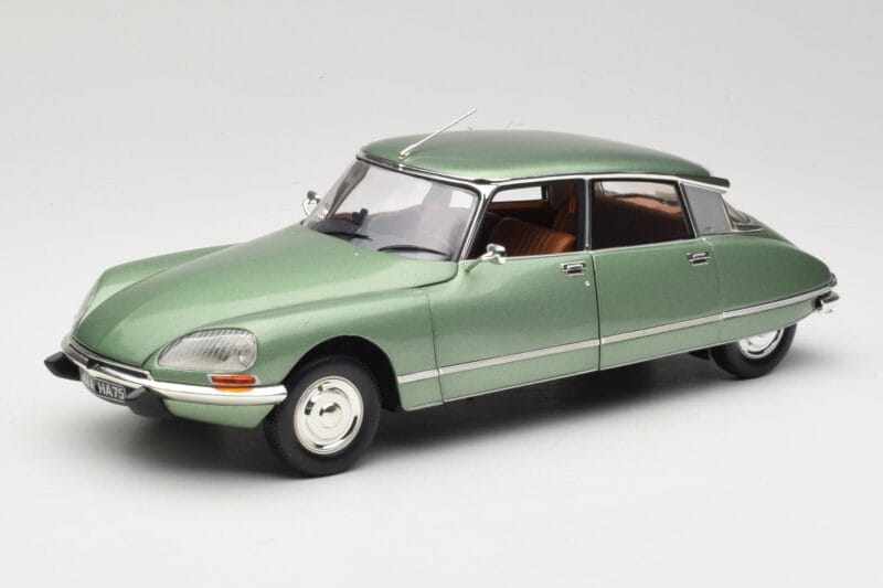 Citroen DS23 Pallas Grün Norev 1:18 181570 Metall