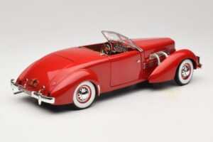 Cord 812 Cabriolet Rot American Muscle 1:18 32158 Metall — Bild 3 von 8