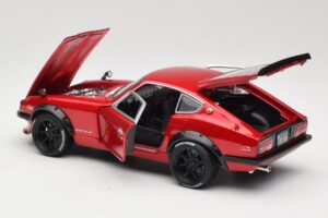 Datsun 240Z S30 Rot Maisto 1:18 32611 Metall — Bild 5 von 8