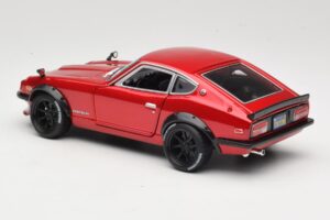 Datsun 240Z S30 Rot Maisto 1:18 32611 Metall — Bild 7 von 8