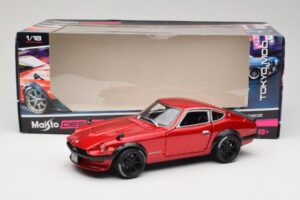 Datsun 240Z S30 Rot Maisto 1:18 32611 Metall — Bild 8 von 8