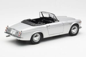 Datsun Fairlady 2000 SR311 Roadster Silber AUTOart 1:18 77432 Metall — Bild 3 von 8