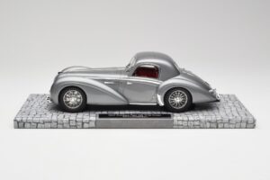 Delahaye Type 145 V12 Coupe Mullin Museum Minichamps 1:18 107116120 Metall — Bild 3 von 6