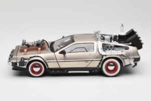 DeLorean DMC-12 Back to the Future Part III Sun Star 1:18 2712 Metall — Bild 4 von 8