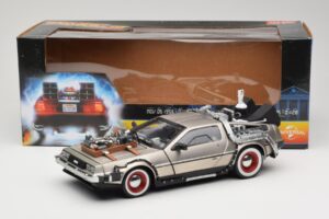 DeLorean DMC-12 Back to the Future Part III Sun Star 1:18 2712 Metall — Bild 8 von 8