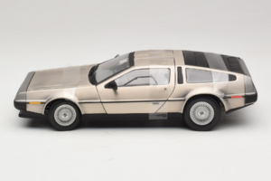 DeLorean DMC-12 Silber Sun Star 1:18 2703 Metall — Bild 3 von 6