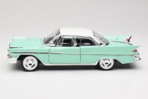 DeSoto Adventurer Grün Road Signature 1:18 92738-R1 Metall — Bild 4 von 8