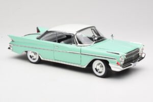 DeSoto Adventurer Grün Road Signature 1:18 92738-R1 Metall — Bild 6 von 8