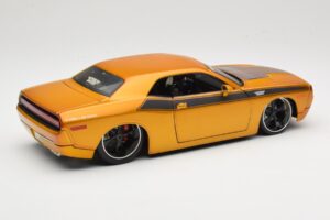 Dodge Challenger Concept Gold Maisto 1:18 31320 Metall — Bild 3 von 8