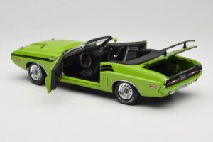 Dodge Challenger Cabriolet Grün Greenlight 1:18 12803-06G Metall — Bild 5 von 8
