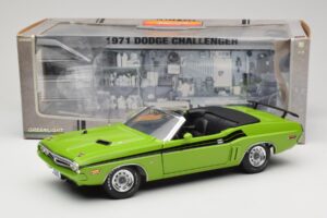 Dodge Challenger Cabriolet Grün Greenlight 1:18 12803-06G Metall — Bild 8 von 8