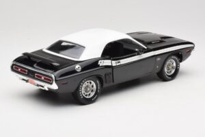 Dodge Challenger R/T Schwarz & Weiß ERTL 1:18 36549 Metall — Bild 3 von 8