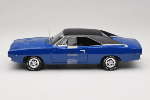 Dodge Charger Christine Film-Auto Auto World 1:18 AWSS111/06 Metall — Bild 4 von 8