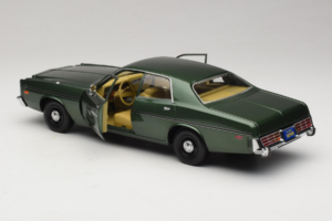 Dodge Monaco Grün Hunter GreenLight 1:18 19045 Metall — Bild 5 von 8