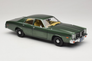 Dodge Monaco Grün Hunter GreenLight 1:18 19045 Metall — Bild 6 von 8