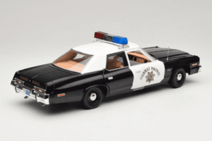 Dodge Monaco Highway Patrol CHiPS Auto World 1:18 AWSS112/06 Metall — Bild 3 von 8