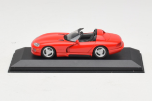 Dodge Viper RT/10 Cabriolet Rot Minichamps 1:43 430144032 Metall