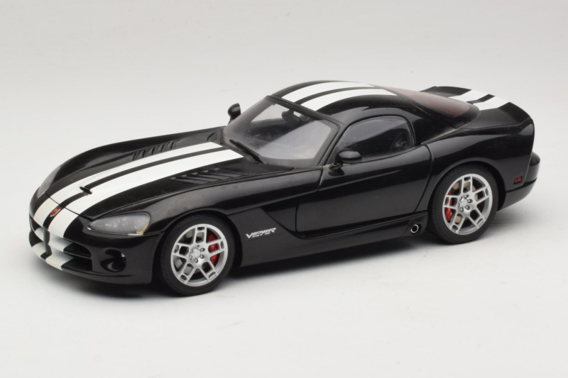 Dodge Viper SRT-10 Coupe Schwarz AUTOart 1:18 71712 Metall