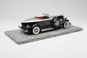 Duesenberg Model J Torpedo Disappearing Top Convertible Coupe Silber Schwarz Minichamps 1:18 107150431 Resin — Bild 2 von 6
