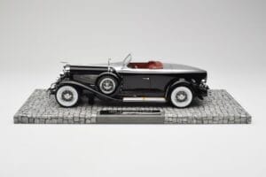 Duesenberg Model J Torpedo Disappearing Top Convertible Coupe Silber Schwarz Minichamps 1:18 107150431 Resin — Bild 3 von 6