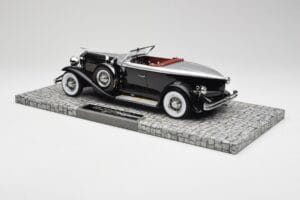 Duesenberg Model J Torpedo Disappearing Top Convertible Coupe Silber Schwarz Minichamps 1:18 107150431 Resin — Bild 5 von 6