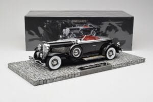 Duesenberg Model J Torpedo Disappearing Top Convertible Coupe Silber Schwarz Minichamps 1:18 107150431 Resin — Bild 6 von 6