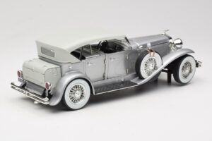 Duesenberg SJ Silber GreenLight 1:18 13525 Metall — Bild 3 von 8